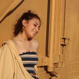 Meet your Posher, Myrli